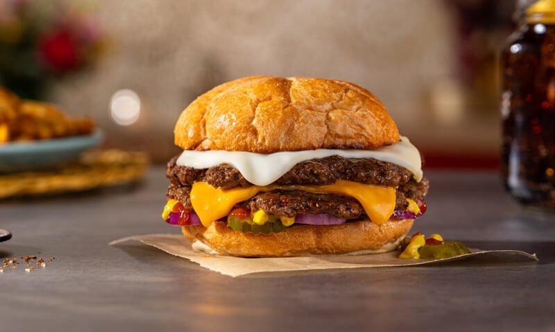 Beef burger with cheese